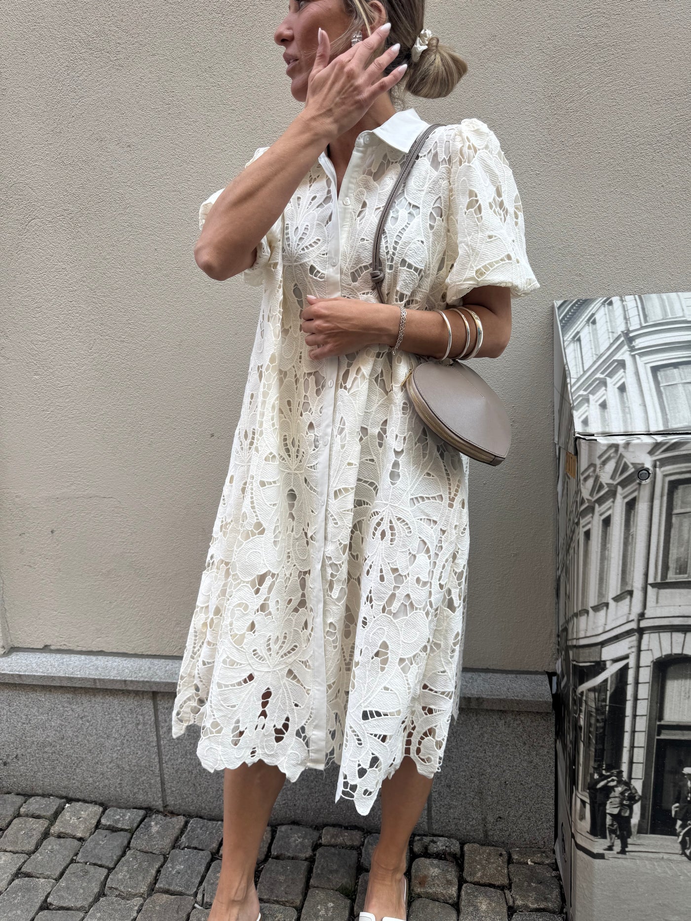 LaceDress
