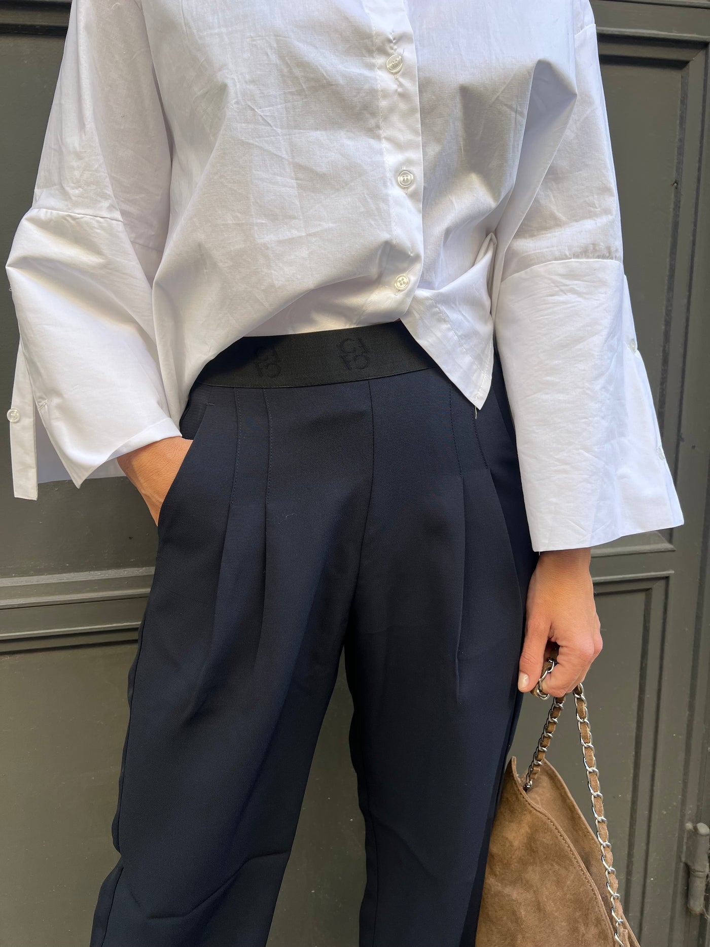 GOSSIA Kostymbyxa navy