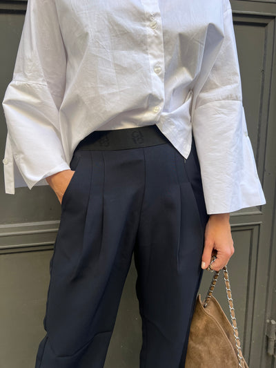 GOSSIA Kostymbyxa navy