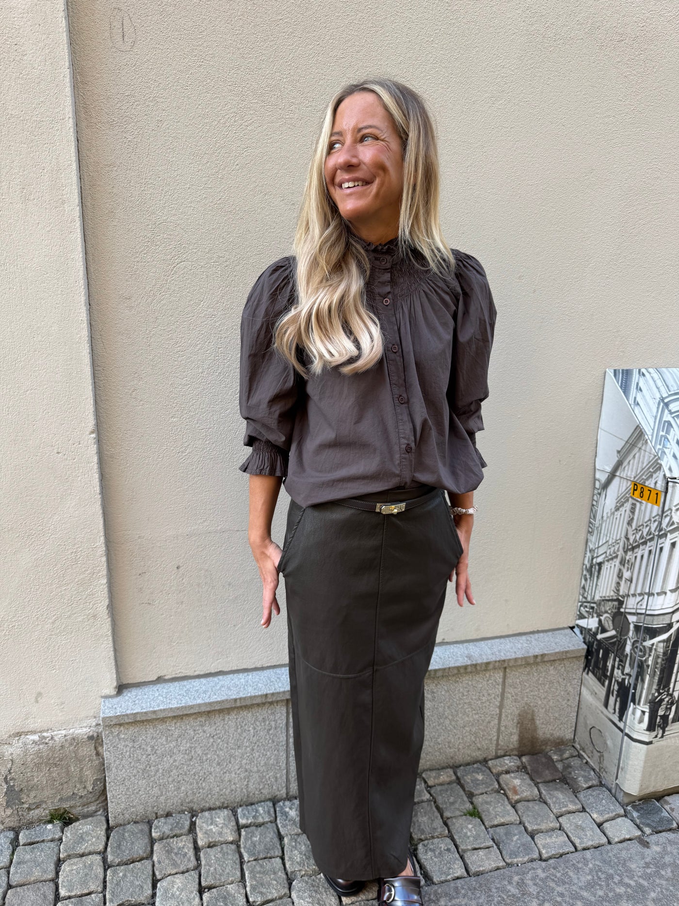 Fiona Blus Brown