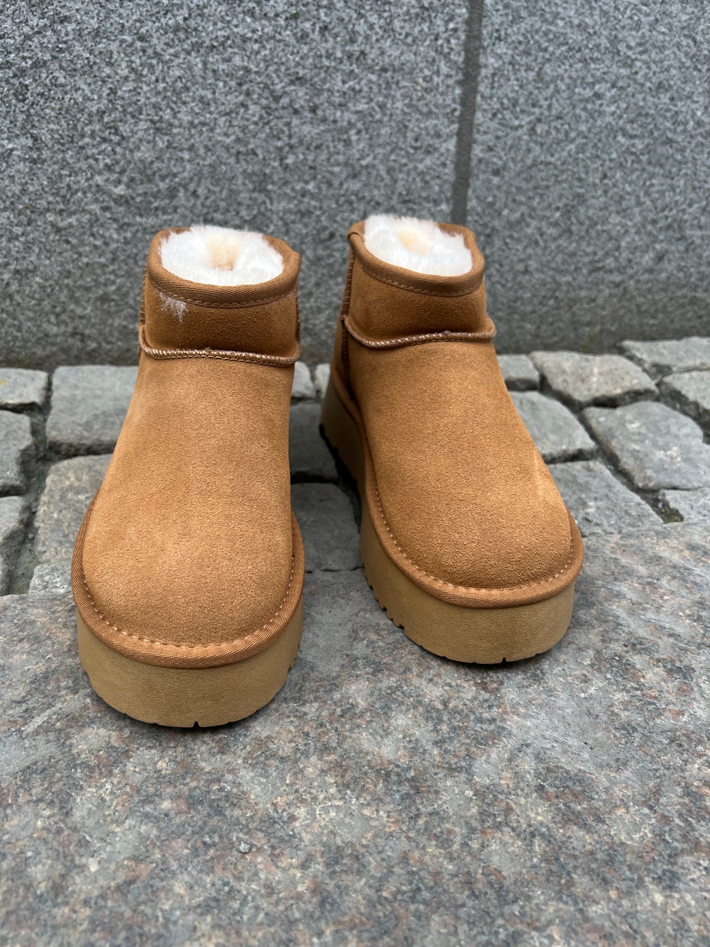 Ellie  plattform camel