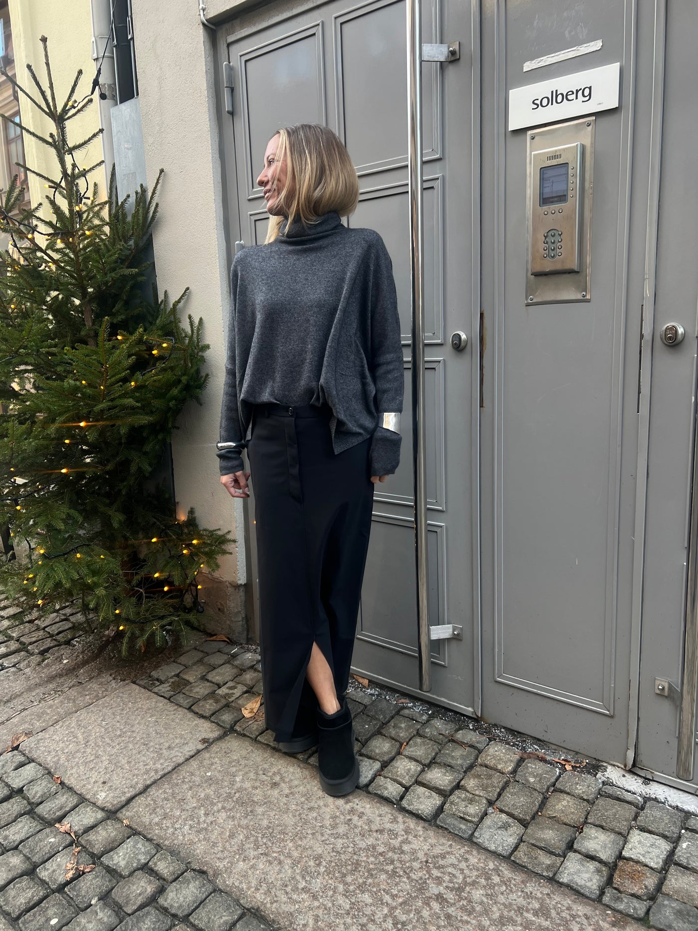 Penn& ink lång kjol 1681