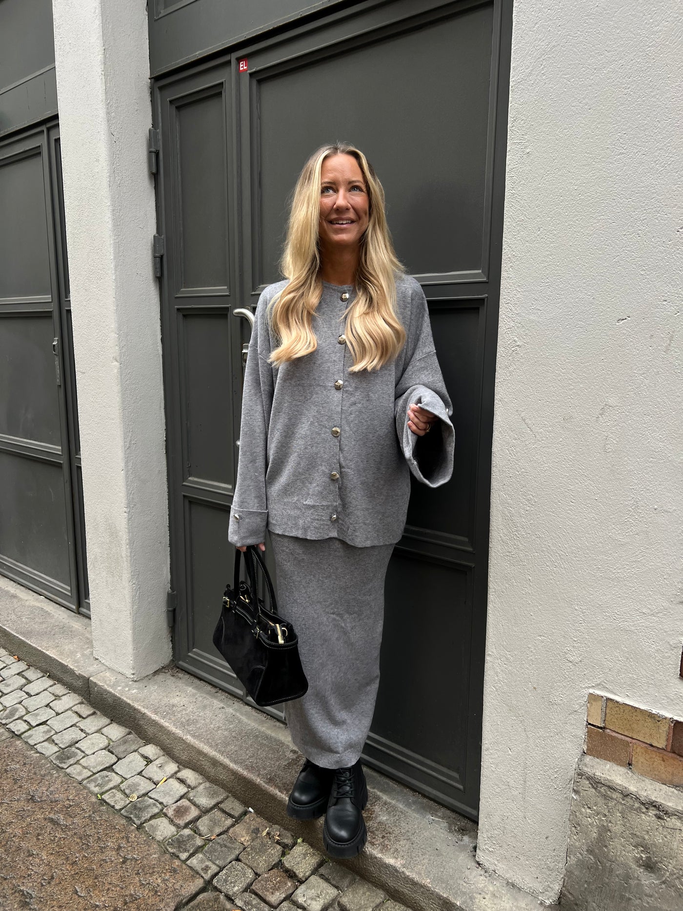 Cecilia skirt 5061 grå