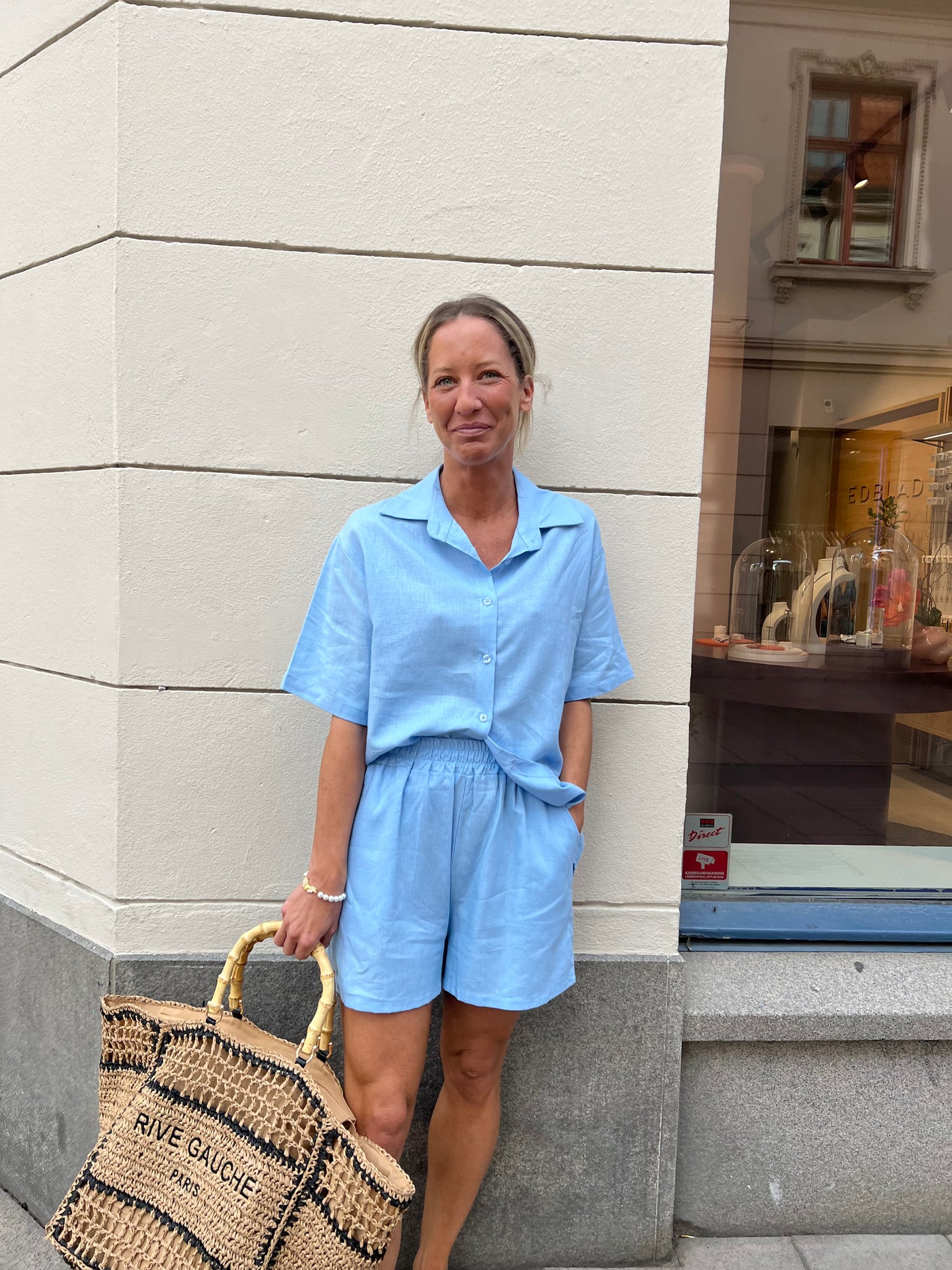 NOOR LINNE SHORTS BLÅTT