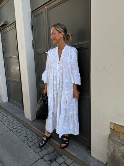 CAJSA DRESS WHITE