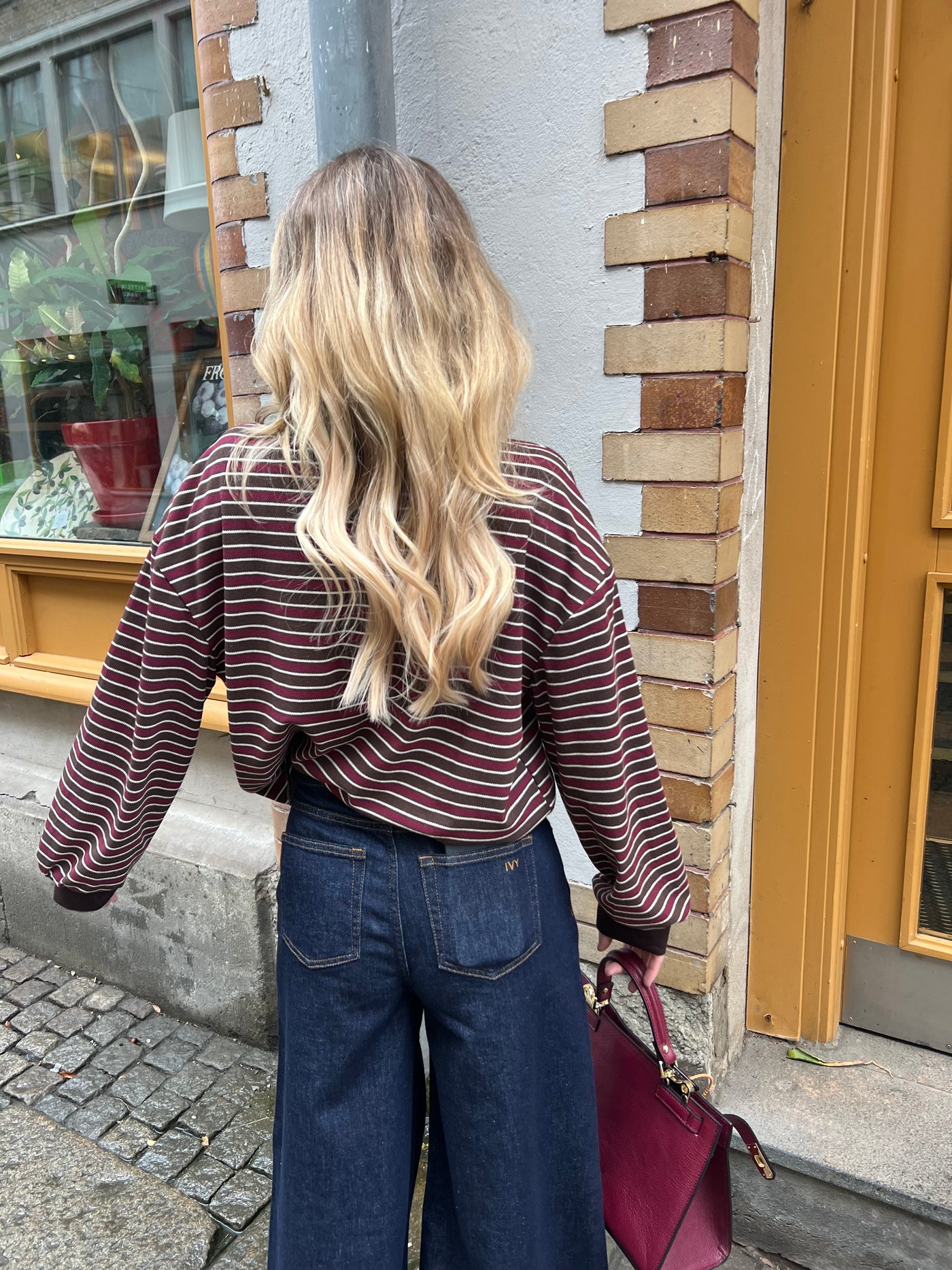 Stripe  pike brown/ bourdeaux