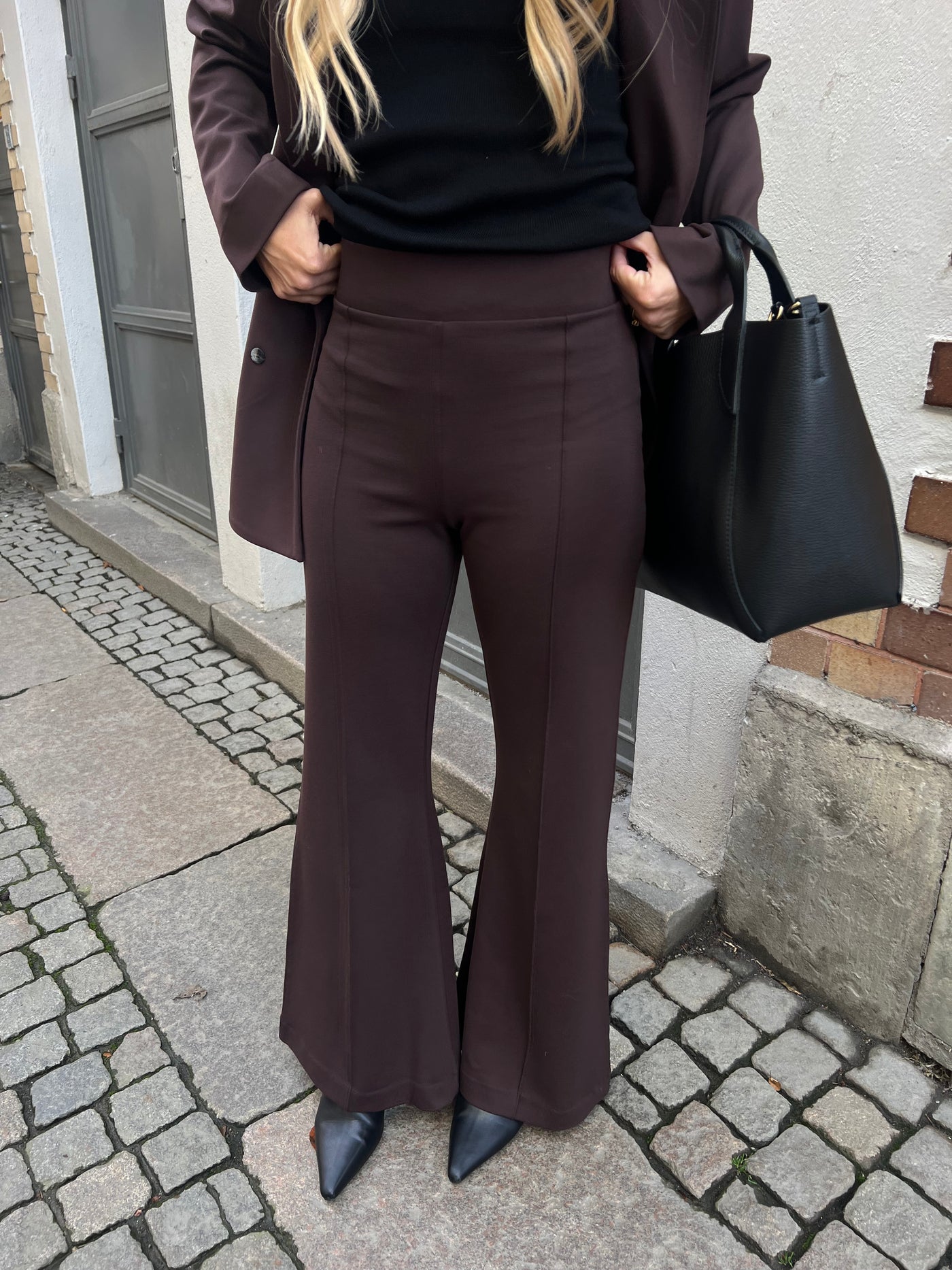 Laika Pants – Auburn