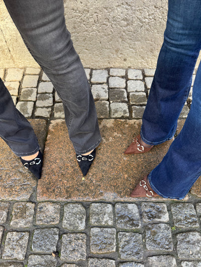 BETLSEL PUMPS BLACK