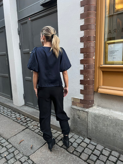 AISA DULL SATIN BLOUSE NAVY