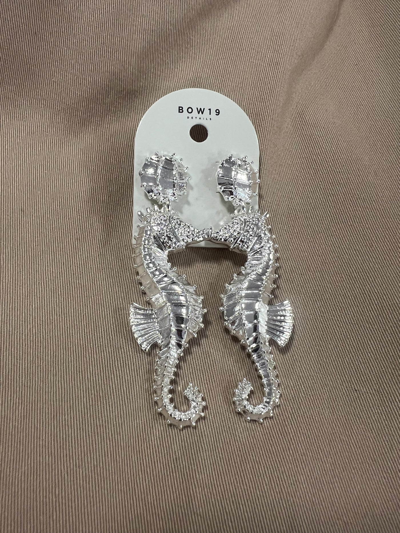 SEAHORSE EARRINGS GOLD/SILVER