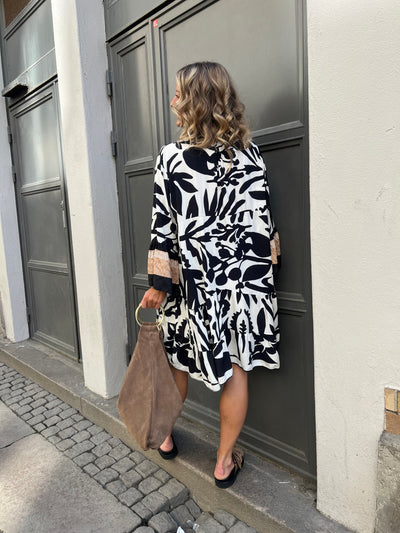 CINDY DRESS black/ camel