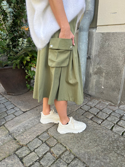 ANNA SKIRT PLISSE grön - YE1SK211