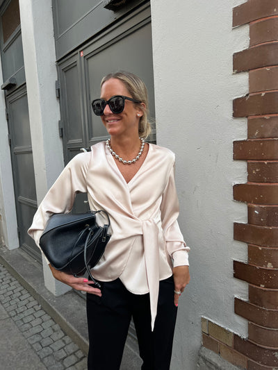 Petris Heavy Sateen Blouse