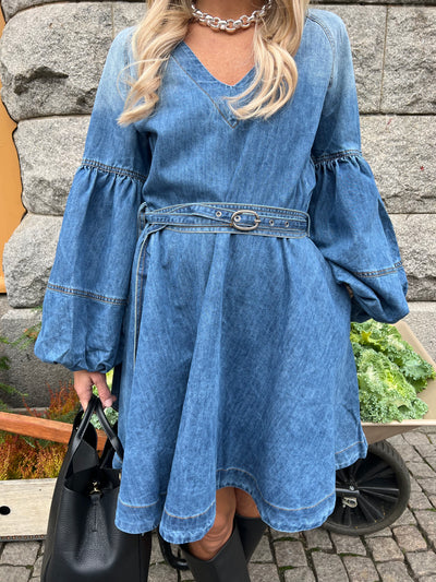 Denim new belt dress