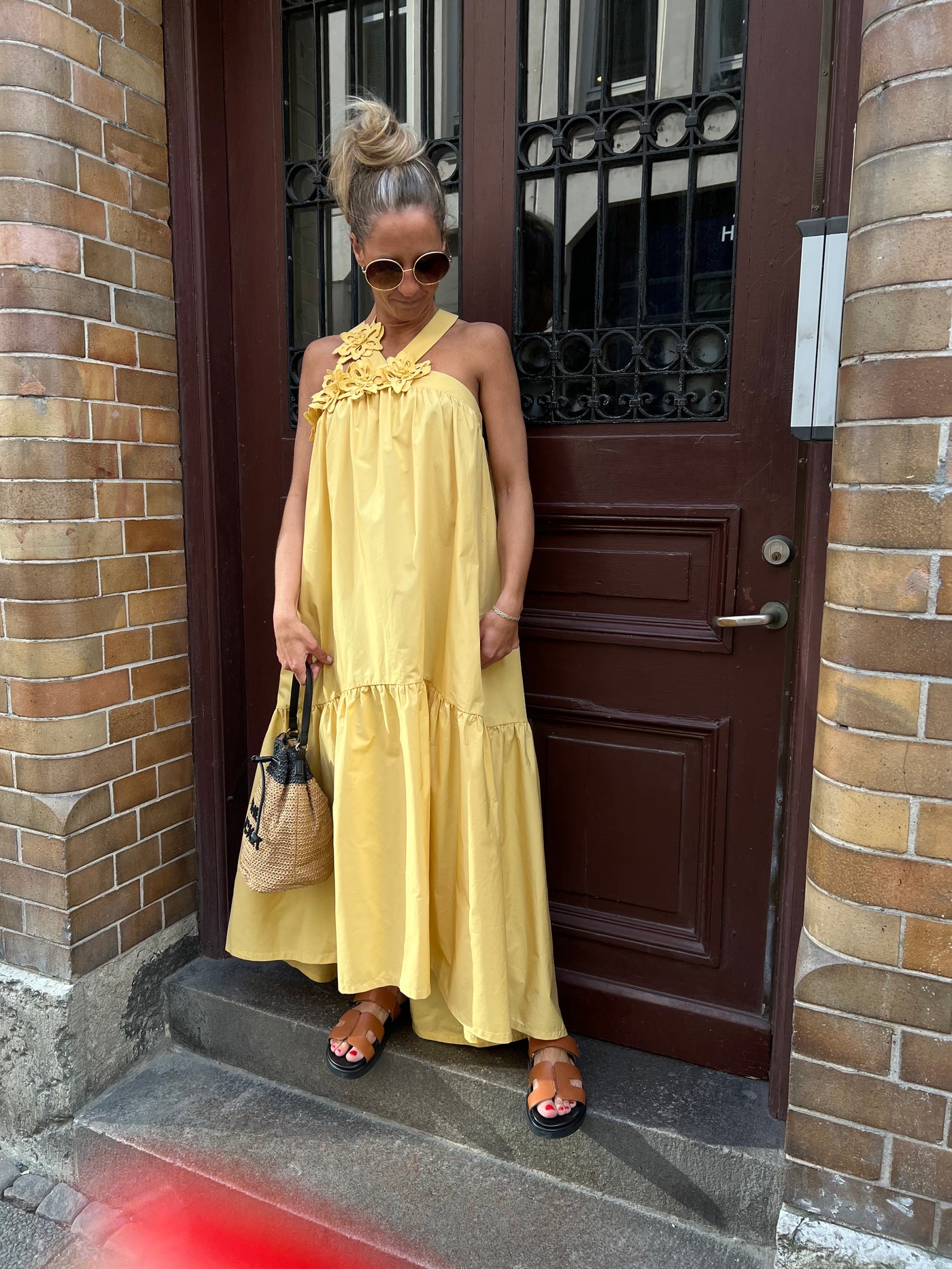 CMVINCA - DRESS WITH SEWN-ON FLOWERS IN YELLOW