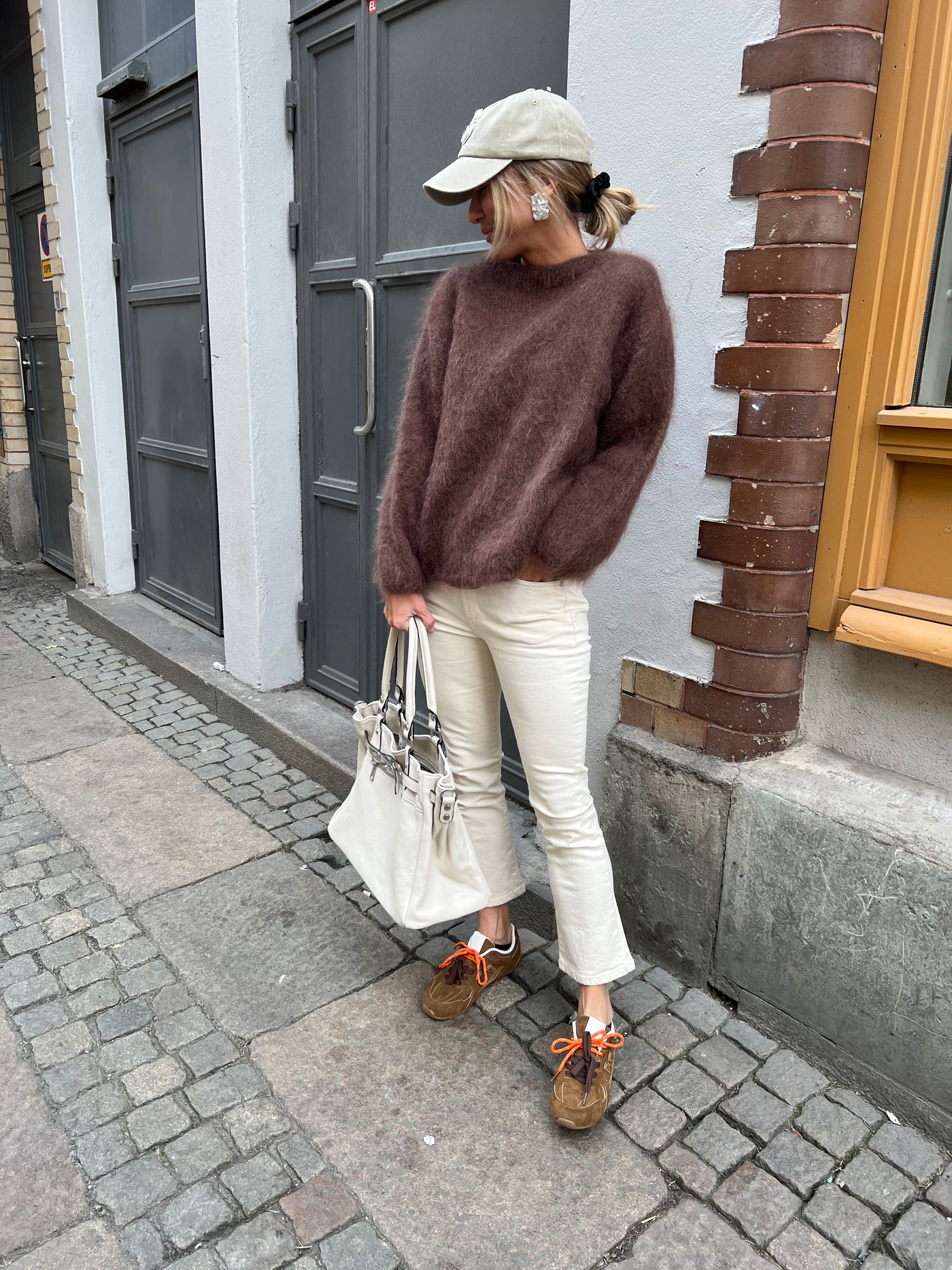 Ivy Johanna cropt beige