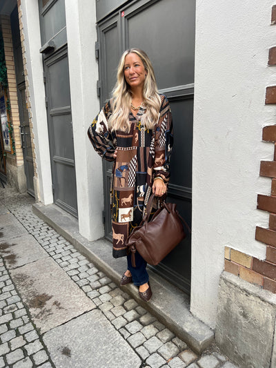 Horse dress black