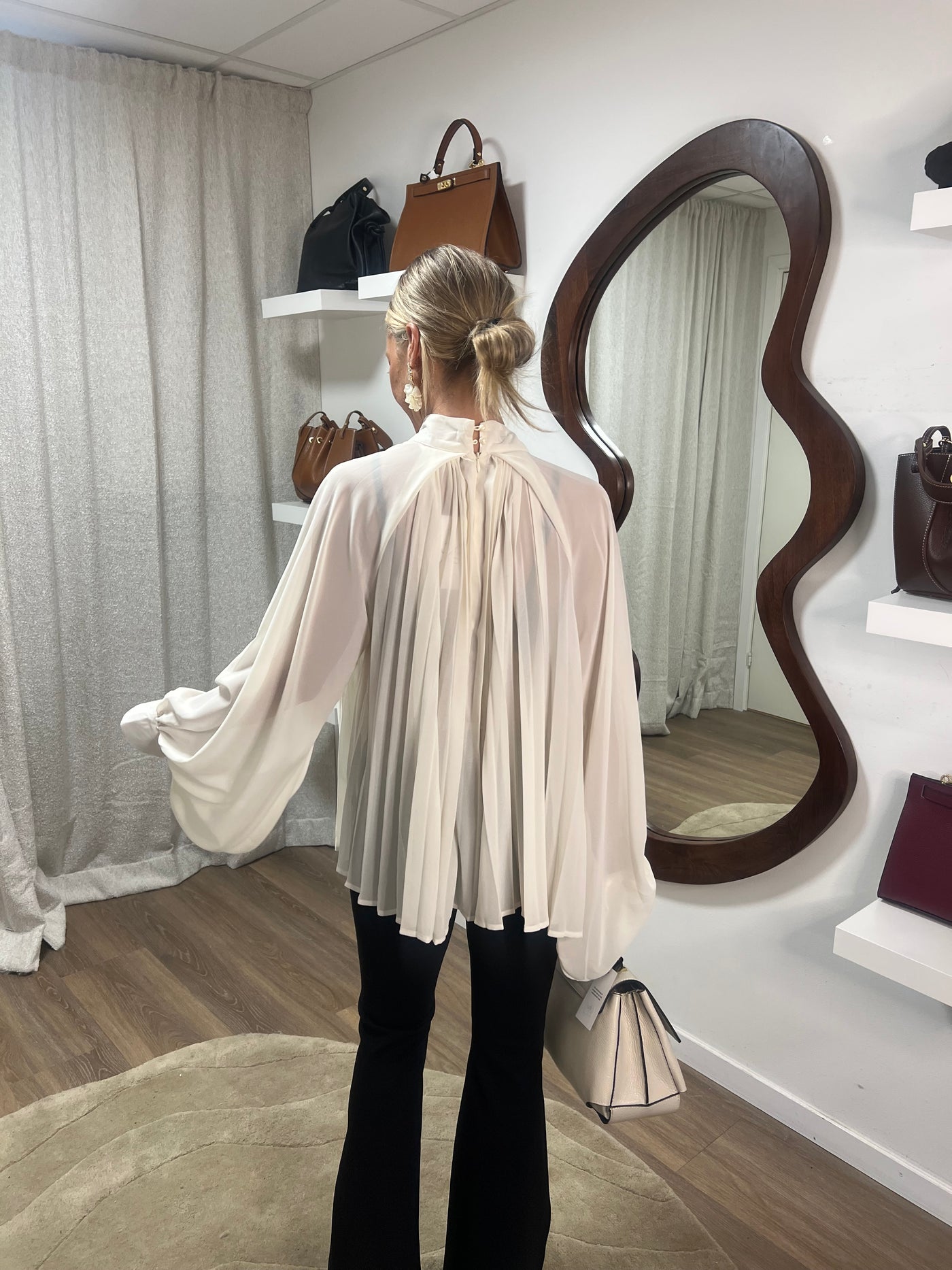 Pertunia  white plisse 3388