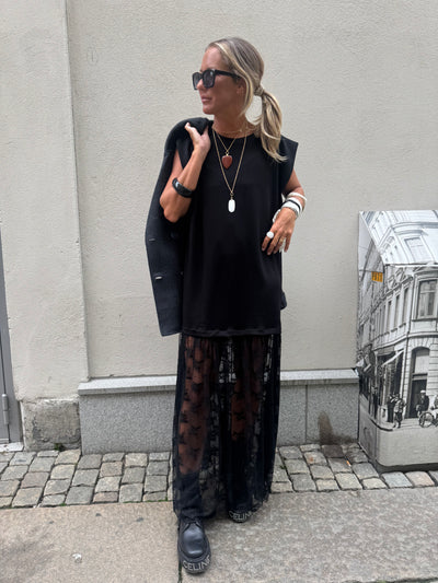 Filippa power dress Black L5179U leverans 7 dagar