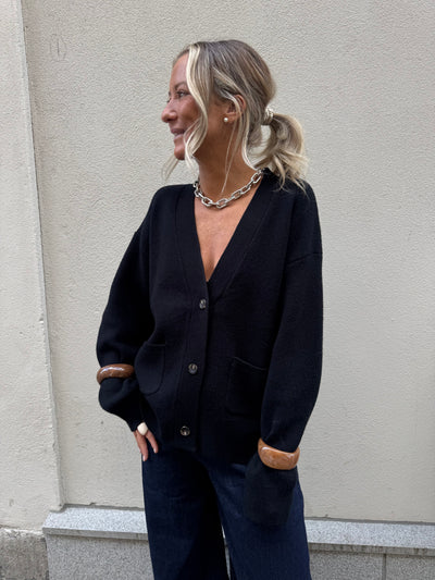 Moo Cardigan pocket Black H884