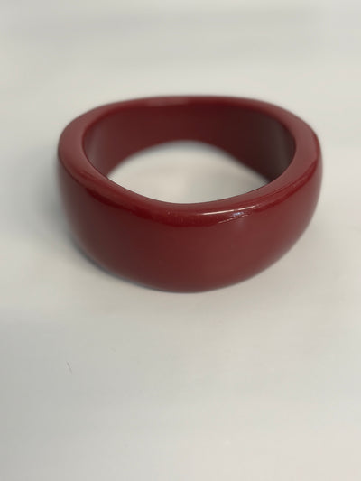 New dark red Bracelt round