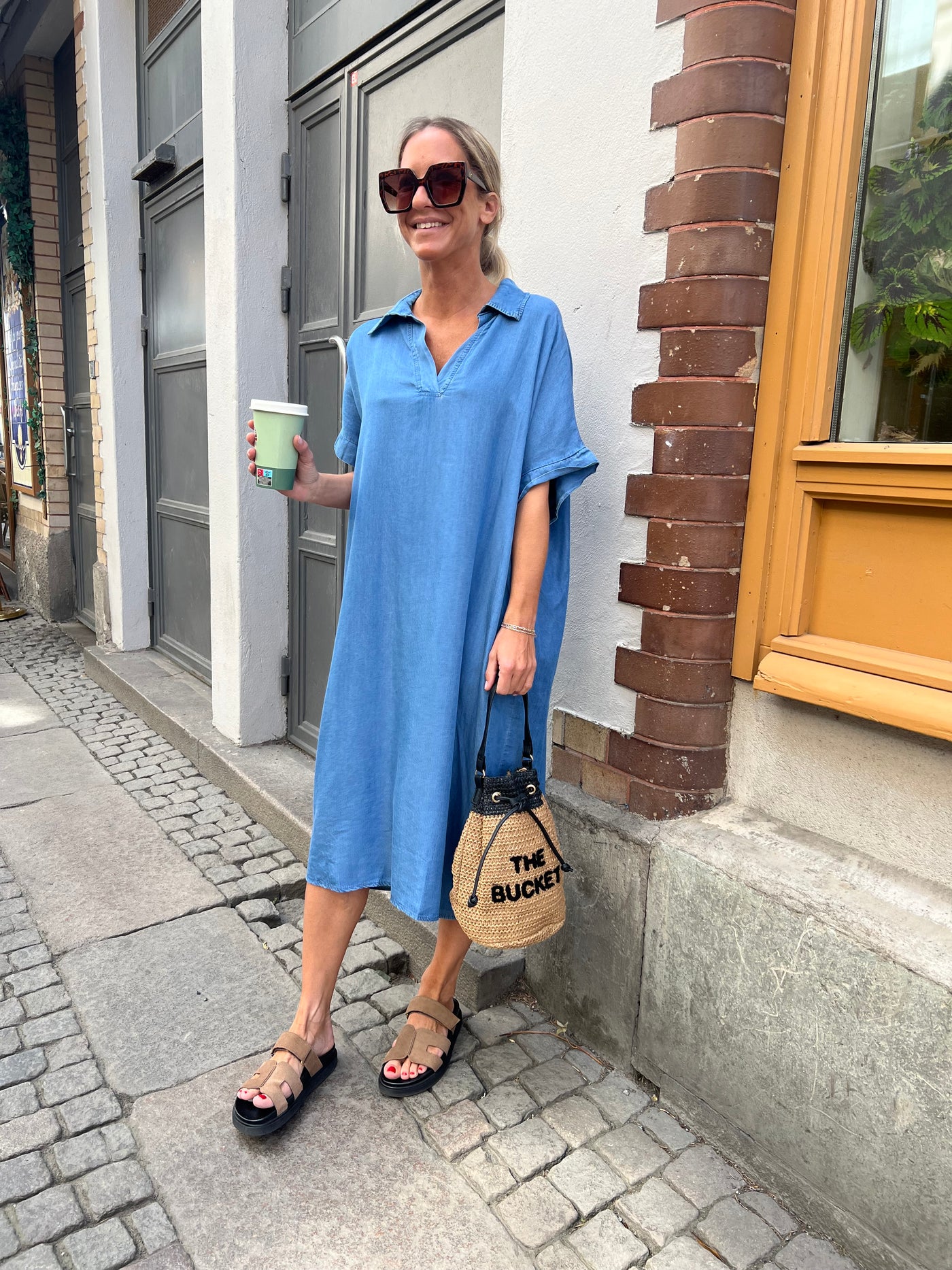 BUCKET BAG