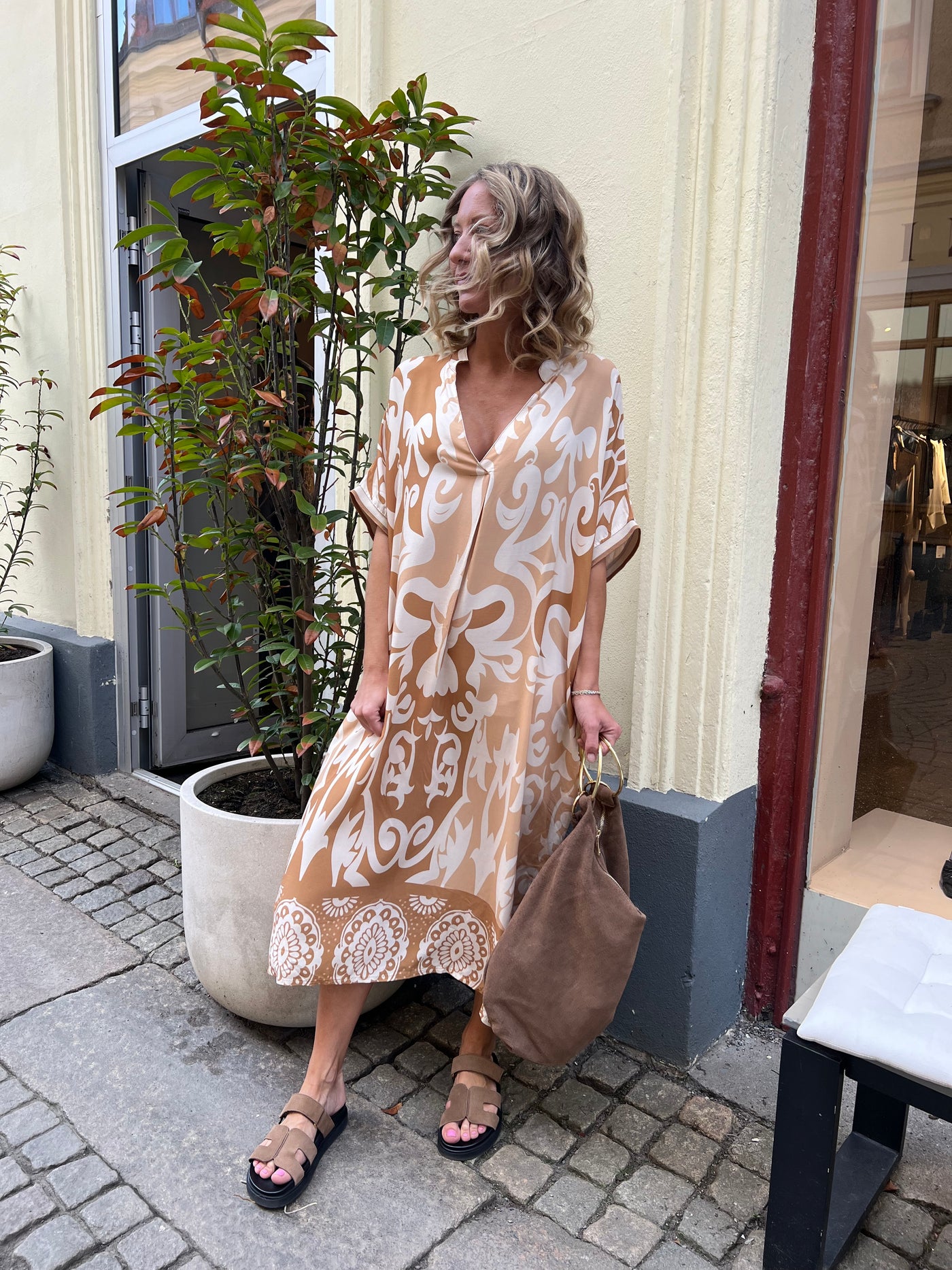 Kaftan dress sporty  camel leverans 7 dagar
