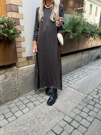 Gary silkdress brown