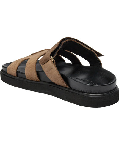 FÄRG: TAUPE SUEDE Pavement MARU