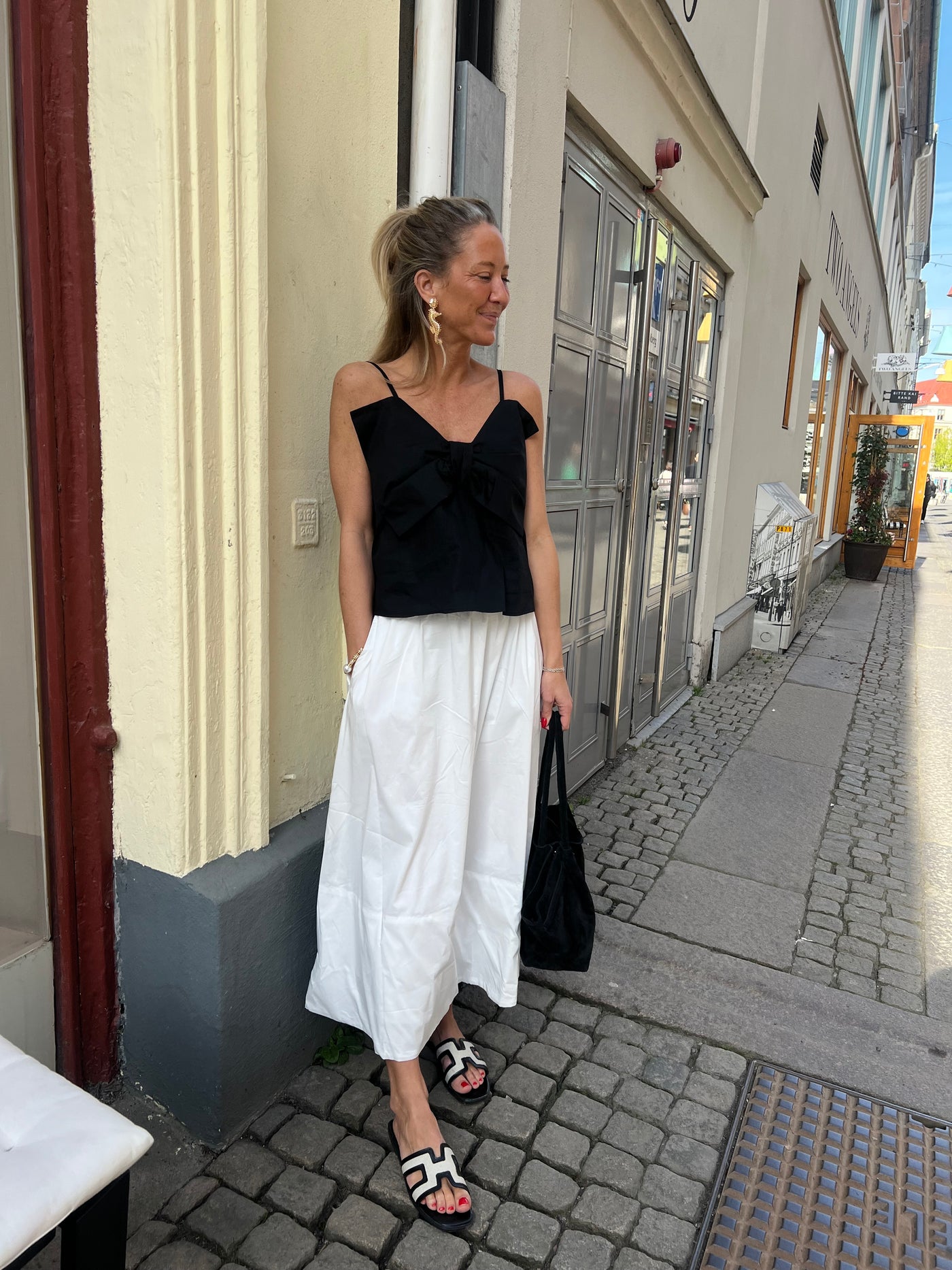 ROSETT LINNE SVART