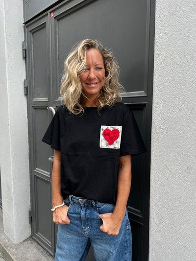 HEART T-SHIRT BLACK TS0030