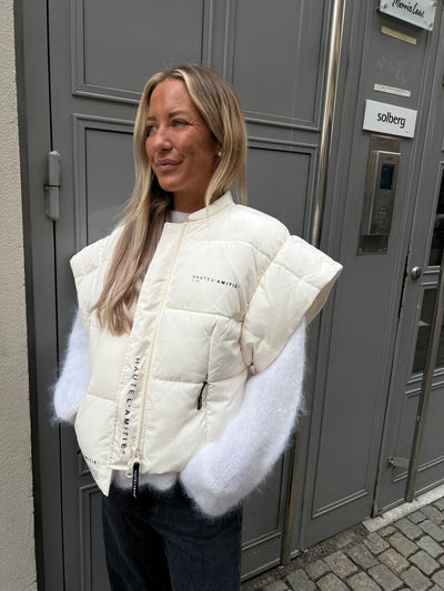 MOUNT PUFFER VEST offwhite