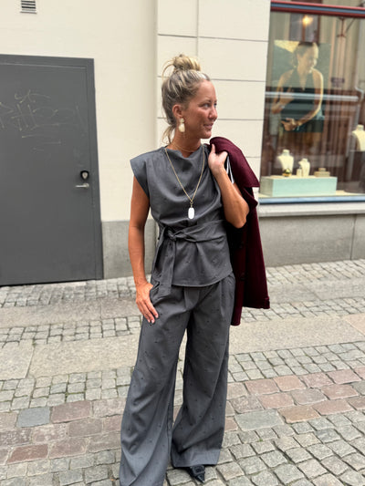 Sagacc Pleat Top
