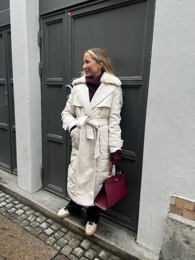 ELYSEE WINTER WHITE