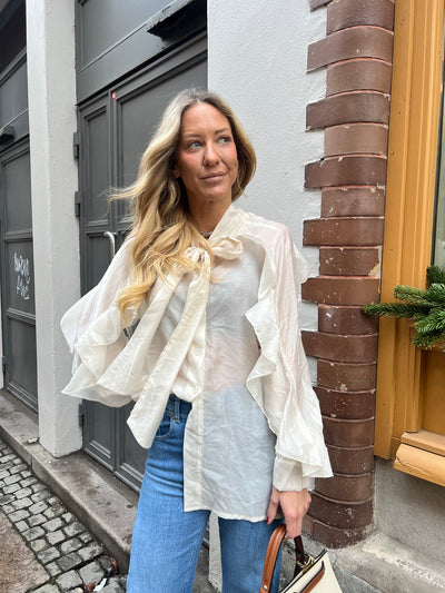 Madicken blouse offwhite