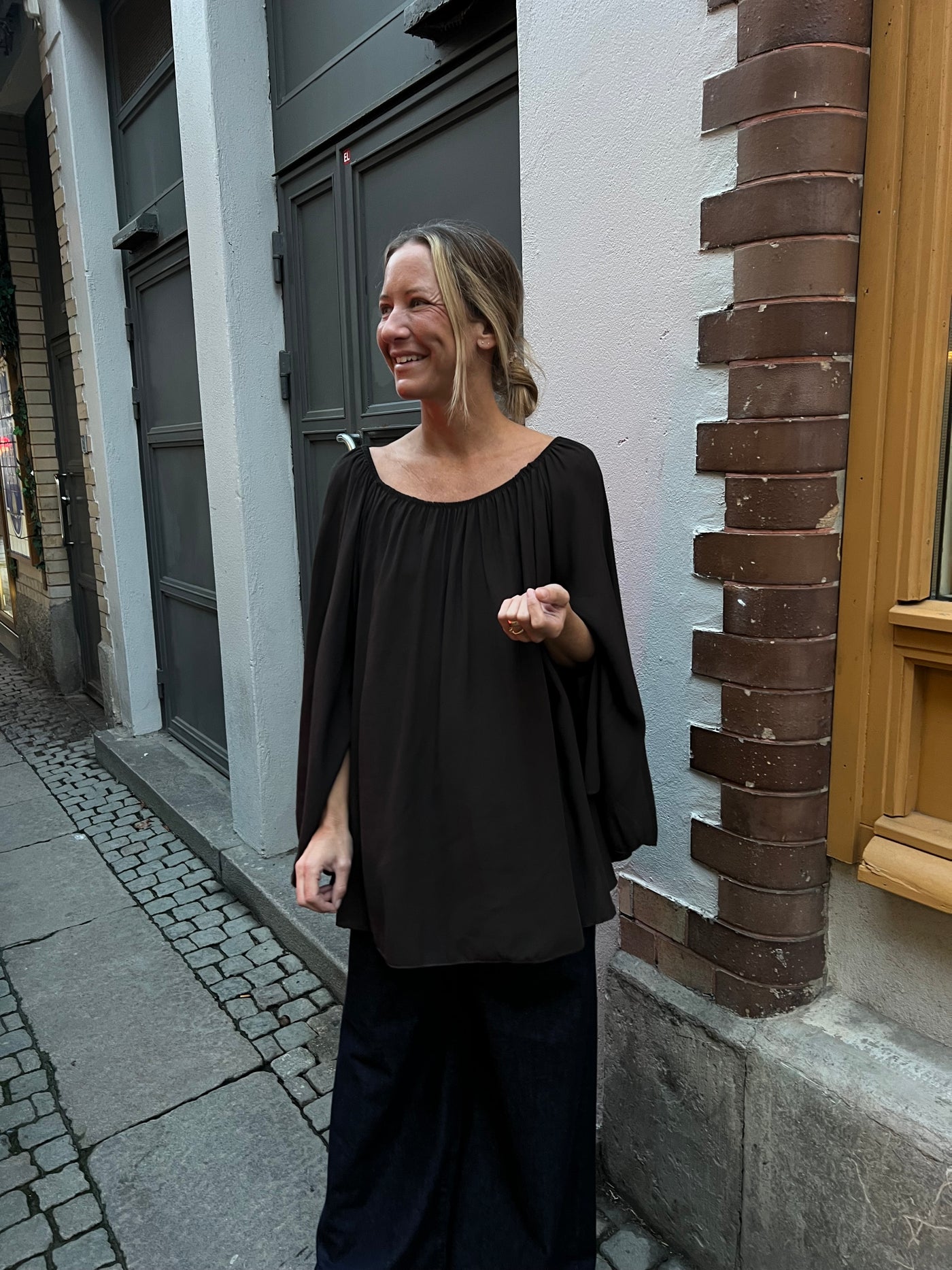 BROWNIE CAPE BLUS BRUN