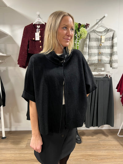 Viola Betsel svart