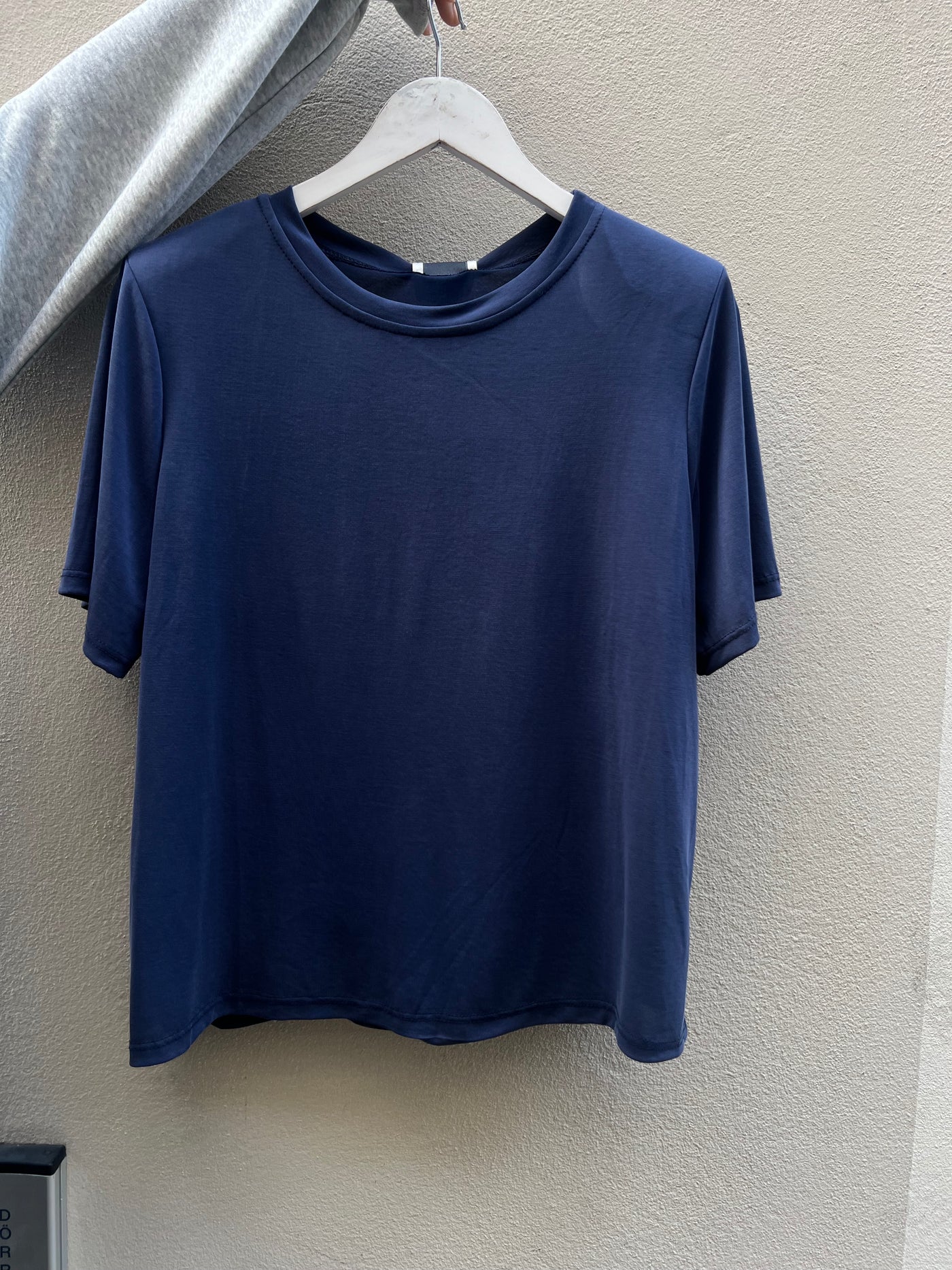 Garry tshirt navy - L2295U