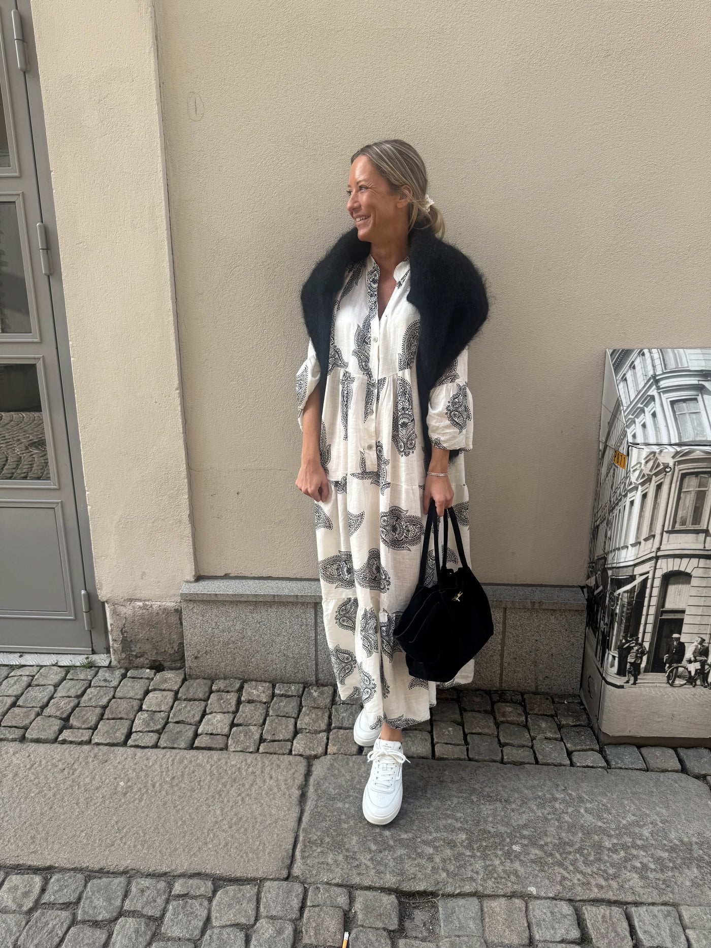 Hanna linne Svart