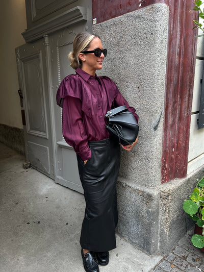 Taffy Frill V-Shirt