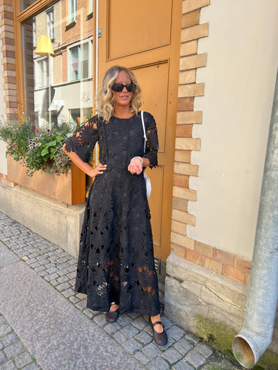GOLDEN DAYS DRESS BLACK GD2960
