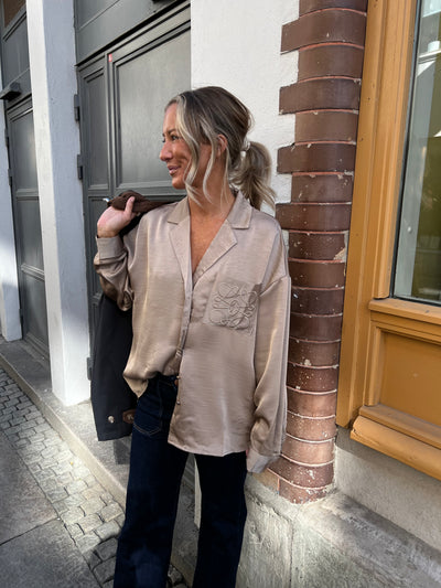 Look blouse nougat