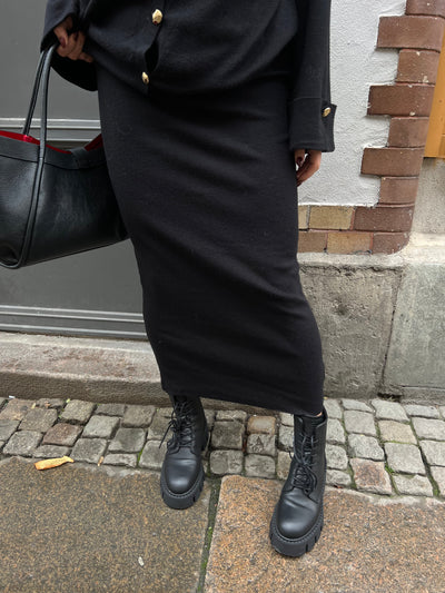 Cecilia skirt 5061 svart