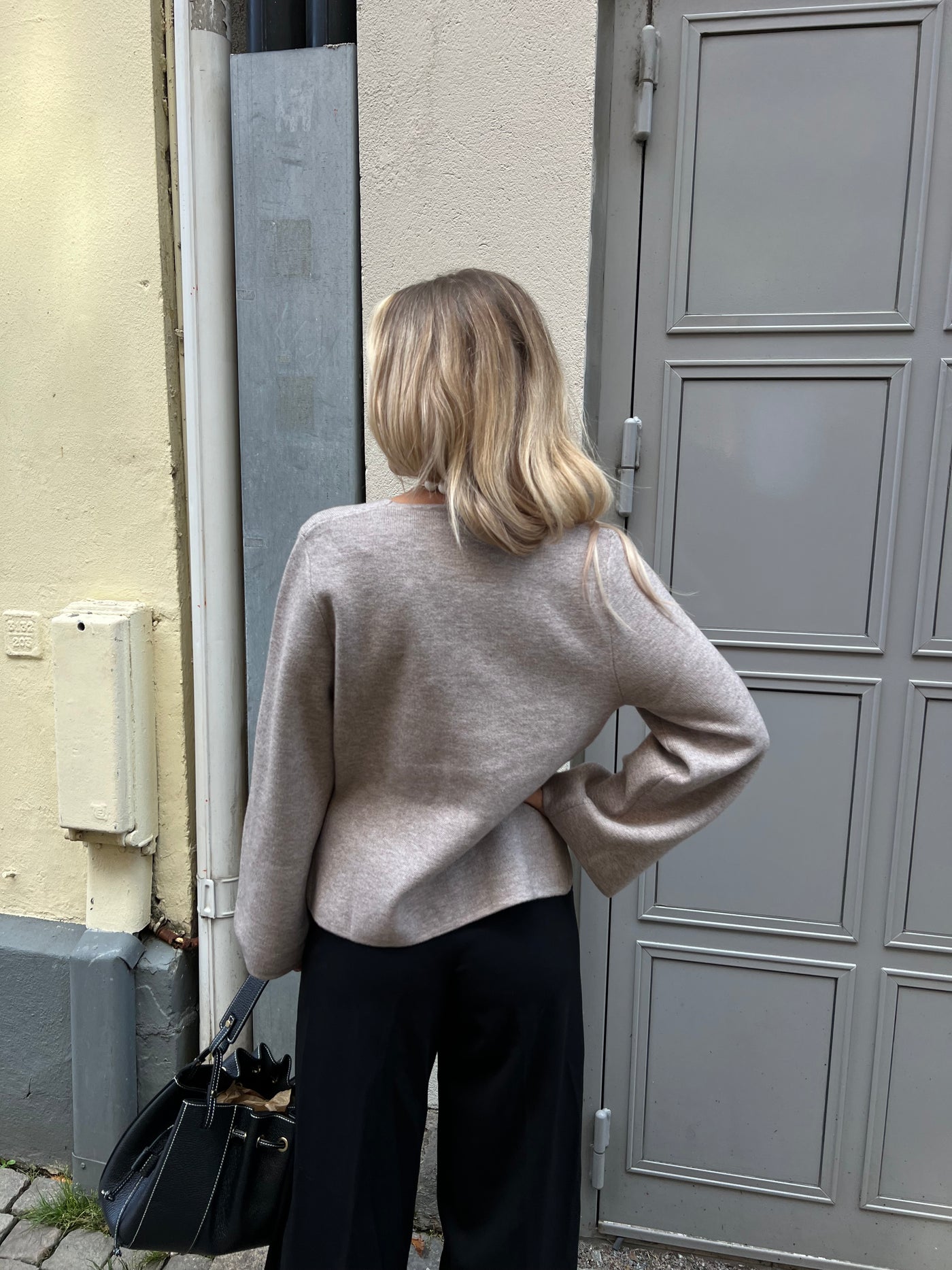 Feminin Cardigan beige