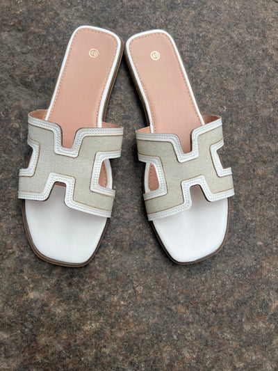 Lo sandal white