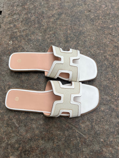 Lo sandal white