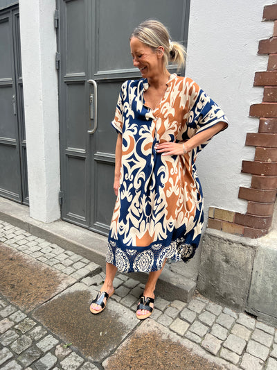 Kaftan dress blue/camel