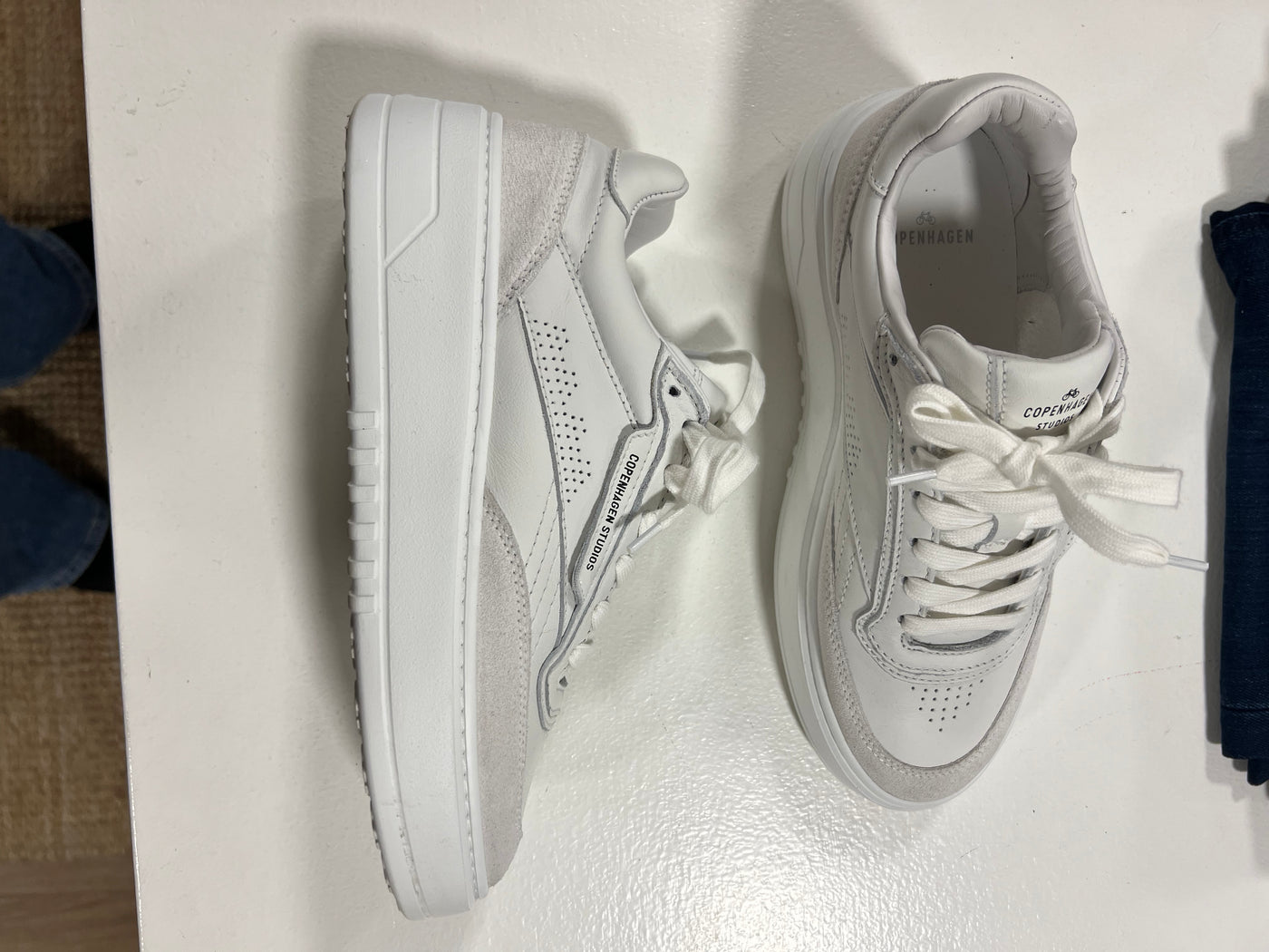 Copenhagen studios CPH89 White