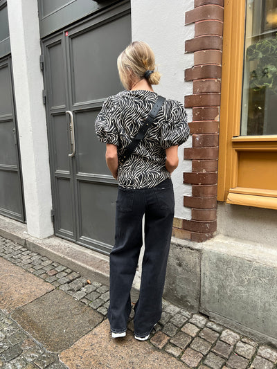 Irina zebra blouse