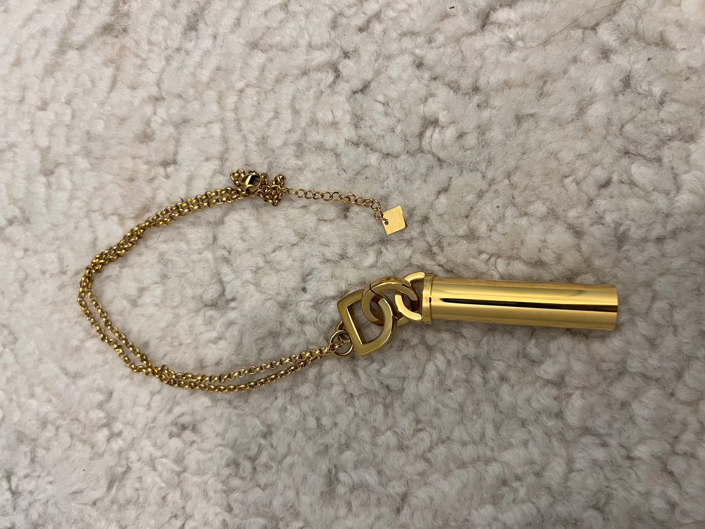 Necklace patron gold